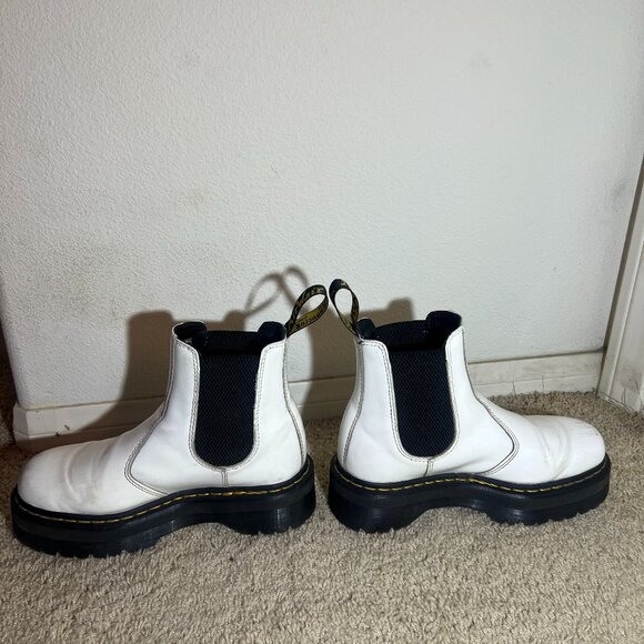 2976 White Smooth Leather Platform Chelsea Boots (Dr. Martens) - US Women 8 - Picture 5 of 6